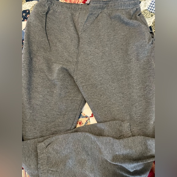 Victorias Secret Pink Grey Sweatpants - Picture 3 of 7